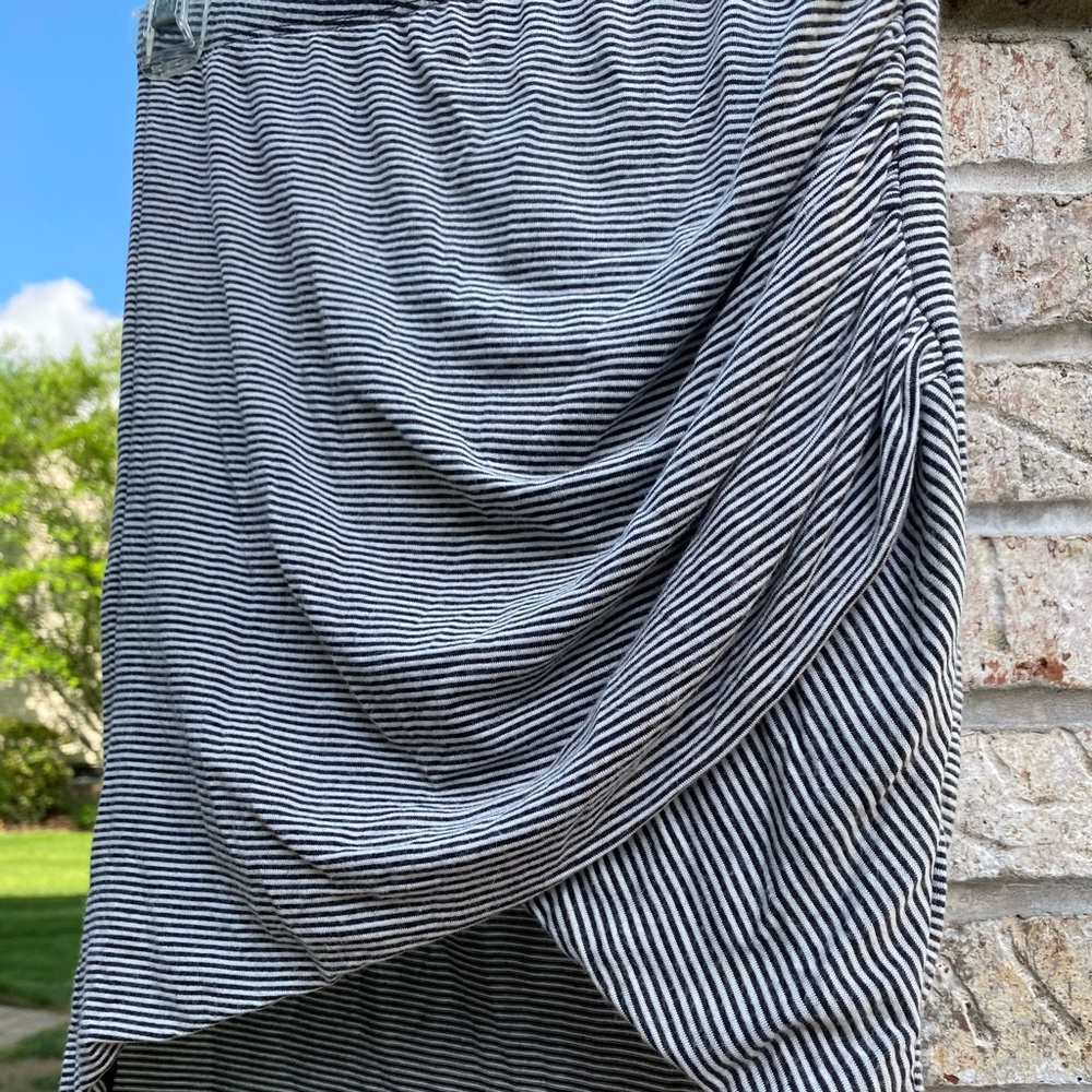 Cotton Asymmetric Black and White Striped Skirt - Picture 3 of 4